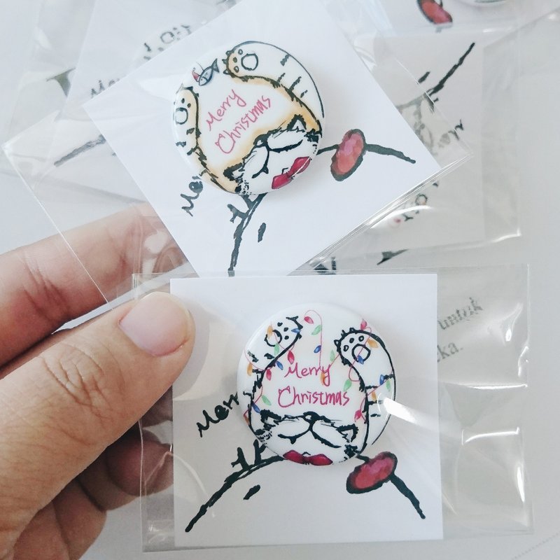 圣诞节快乐2款 猫咪爱抱抱系列 手绘  胸章别针徽章 - 徽章/别针 - 塑料 红色