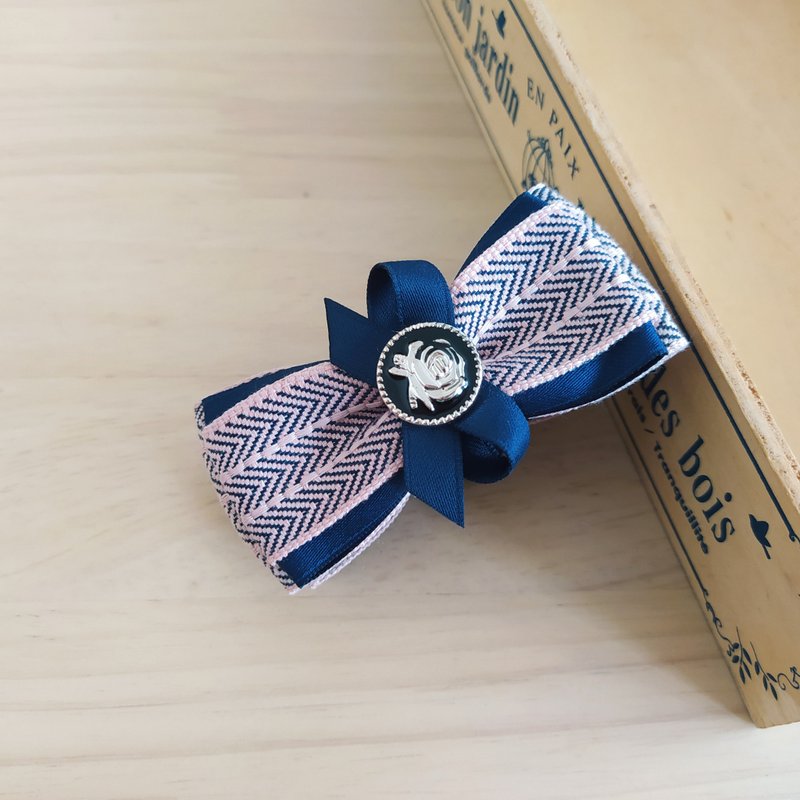 典雅人字纹蝴蝶结扣饰香蕉夹 - 发饰 - 其他材质 多色