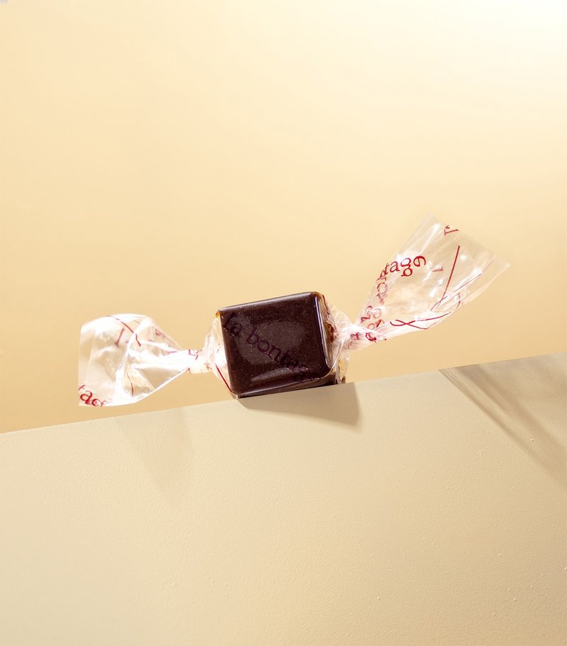 【72%黑巧克力法式牛奶糖】 天然手作、微Q轻嚼感、不黏牙 (冷藏) - 蛋糕/甜点 - 新鲜食材 黑色