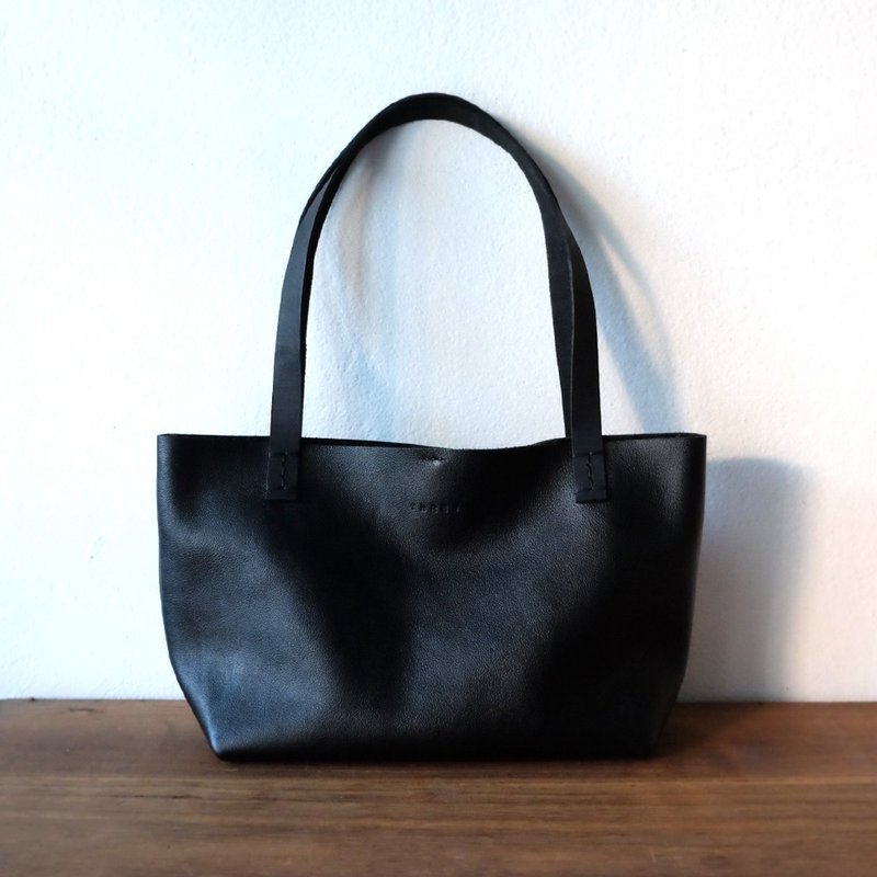 Mini Simple Leather Tote Bag I Small Black Leather Handbag I Lunch Bag - 手提包/手提袋 - 真皮 黑色
