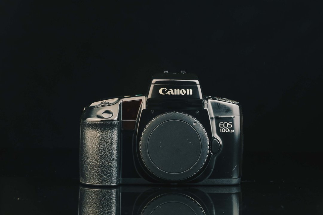 Canon EOS 100 QD #1695 #135底片相机 - 相机 - 其他金属 黑色