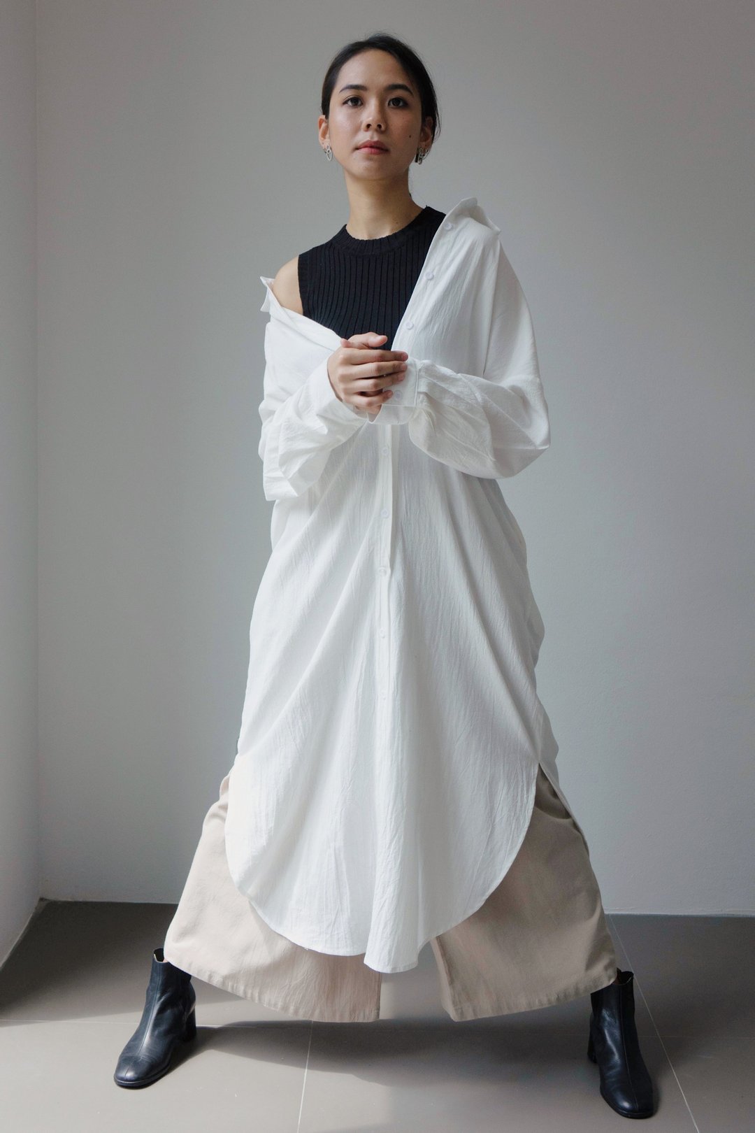 Over shirt with stretchy pocket - 女装衬衫 - 亚麻 白色