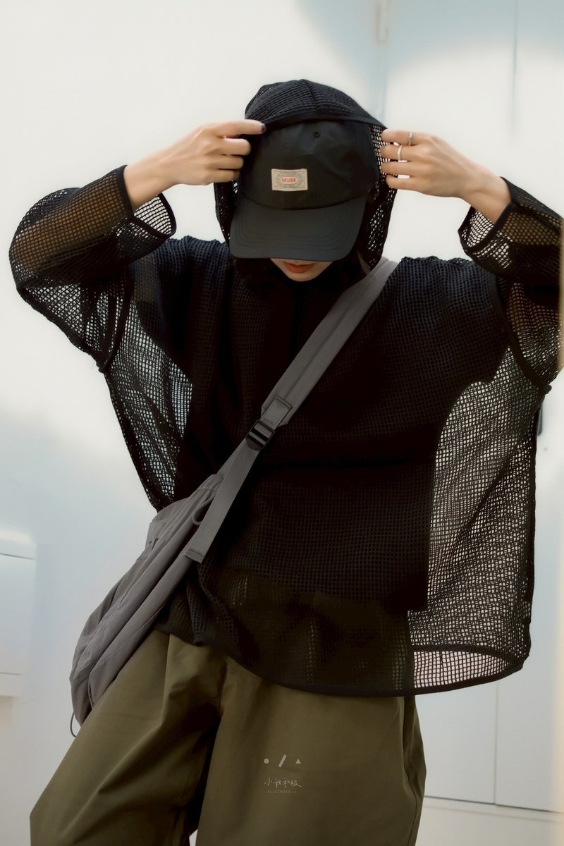 浅滩夏日连帽大洞洞上衣 - 2色 - 黑网 - 女装针织衫/毛衣 - 棉．麻 黑色