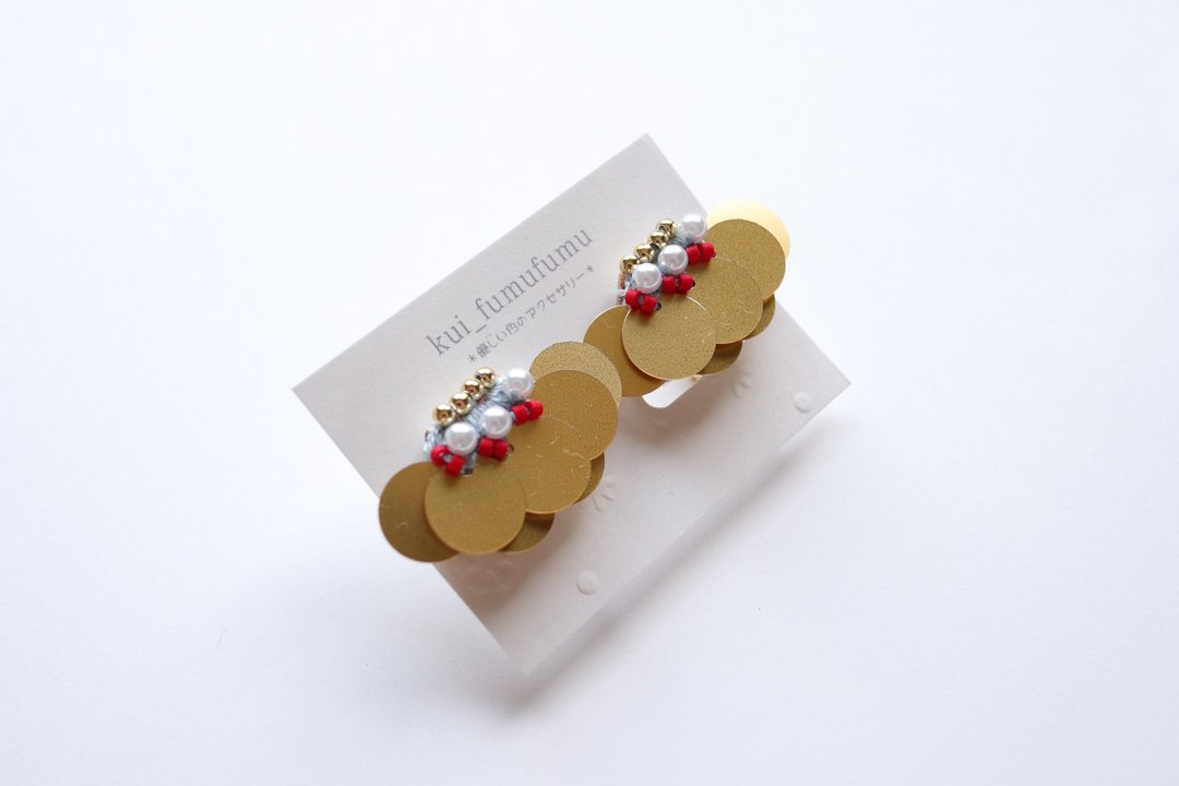 Embroidery Clip-on earrings.ーgoldー - 耳环/耳夹 - 绣线 金色