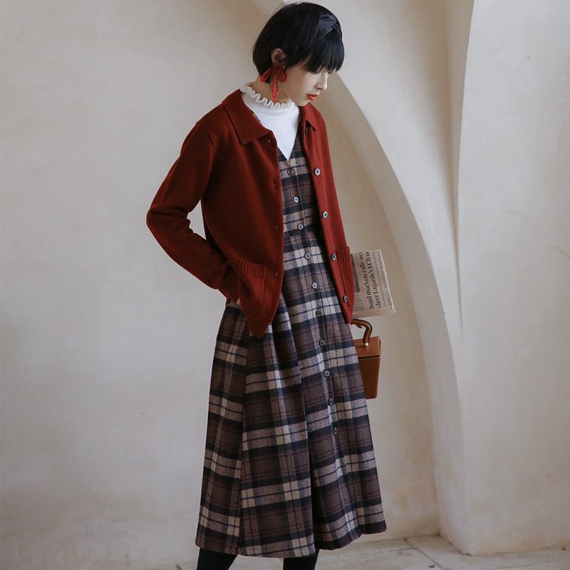 棕格纹拼接V领连衣裙|连衣裙|洋装|冬款|羊毛混纺|Sora-432 - 洋装/连衣裙 - 羊毛 