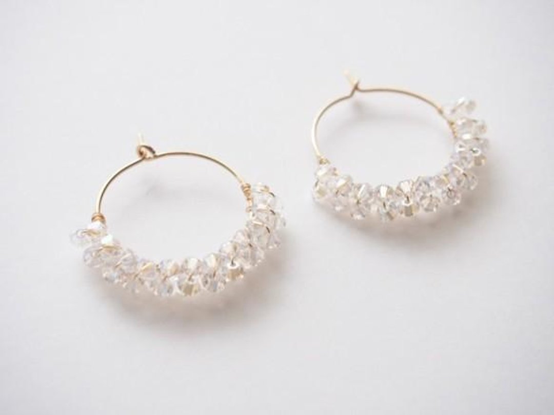 hoop earing　pierce crystal moonlight - 耳环/耳夹 - 其他金属 
