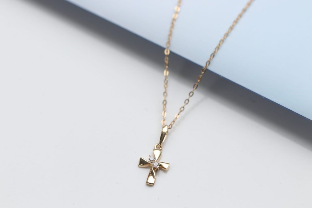 14K 十字架钻项链 - 项链 - 贵金属 金色