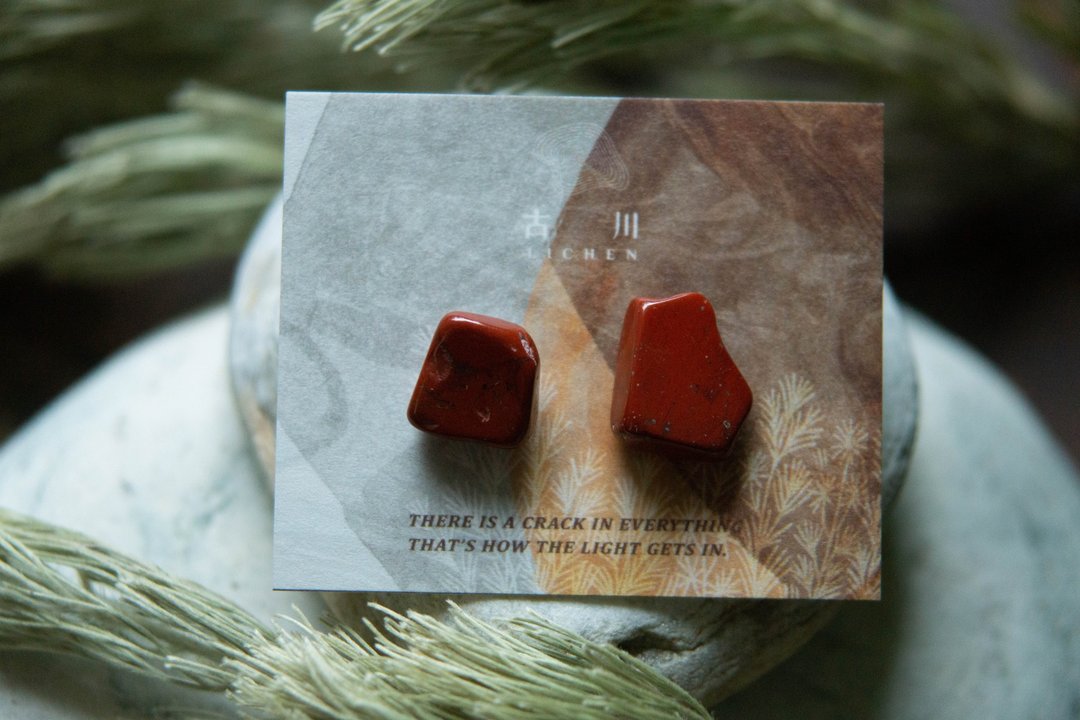 CRACK | 矿物系耳环 |  EARRINGS - 耳环/耳夹 - 玉石 红色