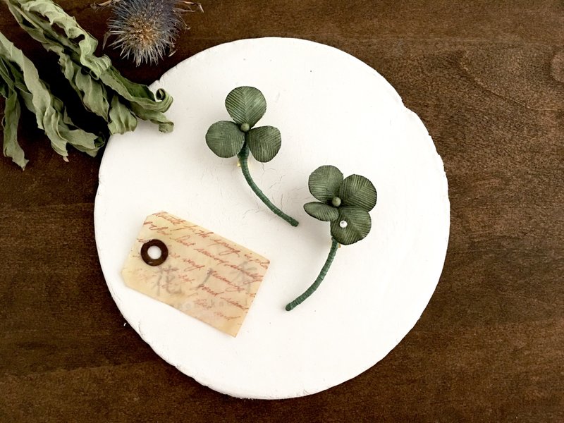 Clover four-leaf and three-leaf brooch set - 胸针 - 棉．麻 绿色