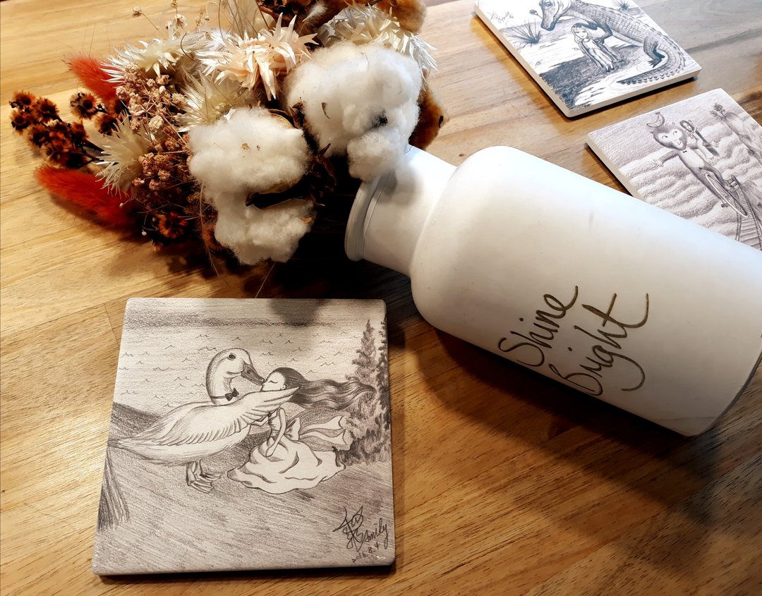 爱情素描陶瓷吸水杯垫鹅先生与女孩每个190元 - 杯垫 - 陶 灰色