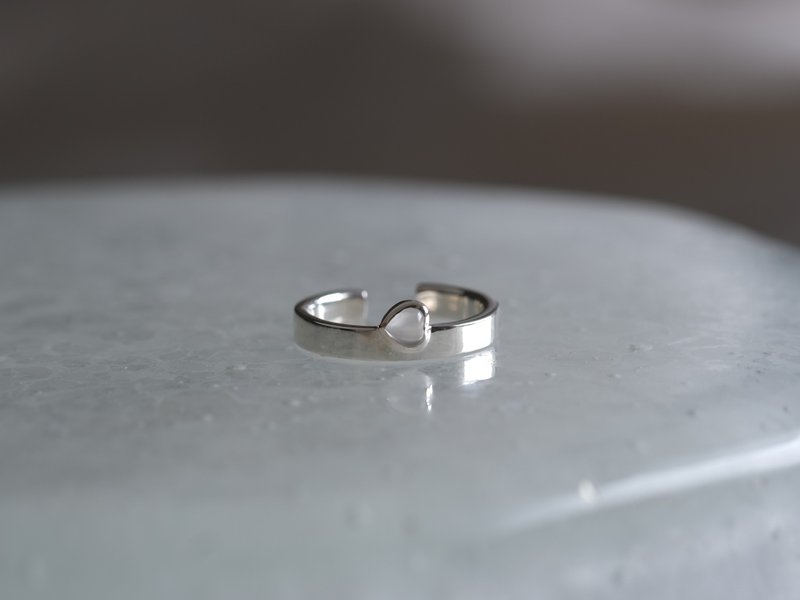 小爱心 尾戒 天然月光石 银饰 - 戒指 - 宝石 白色