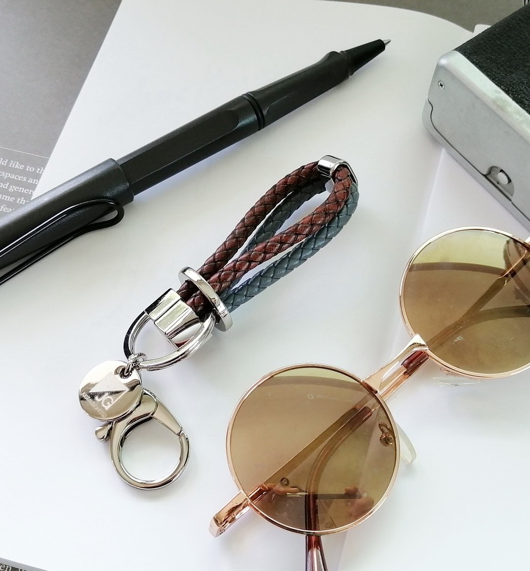 Leather keychains car keychains (Gray - Mahogany Brow) model Urban London - 钥匙链/钥匙包 - 真皮 咖啡色