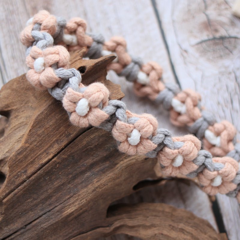 Macrame 花花手机挂绳 手机绳 编织小花 手机腕带 包包吊饰 钥匙 - 挂绳/吊绳 - 棉．麻 