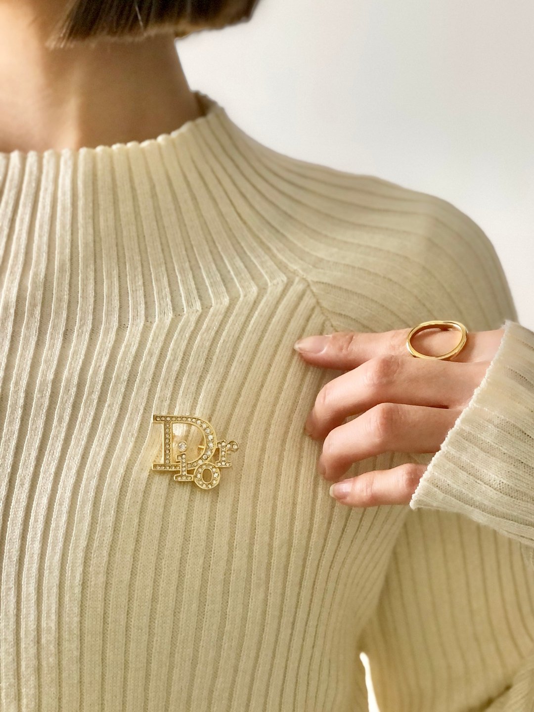 【日本直送，二手包装】Christian Dior Christian Dior 水钻品牌标志胸针金niyya8 - 胸针 - 其他金属 金色