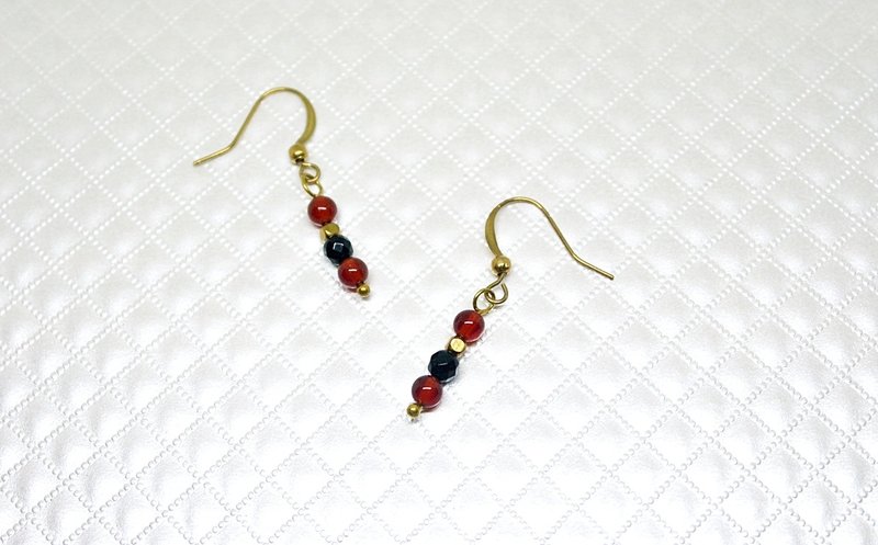 黄铜X天然石＊喜洋洋＊-勾式耳环 - 耳环/耳夹 - 宝石 红色