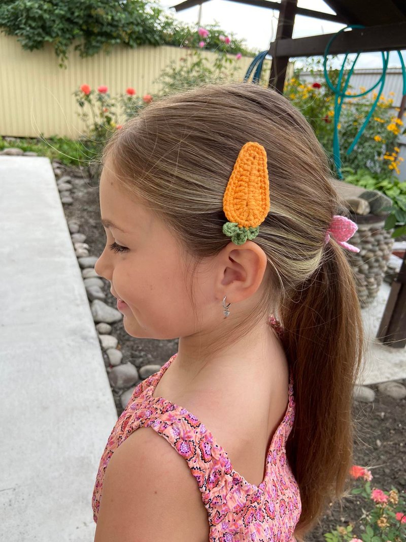 Crochet hairpin for girls,handmade hair accessories,carrot and rabbit hair clips - 发饰 - 棉．麻 多色