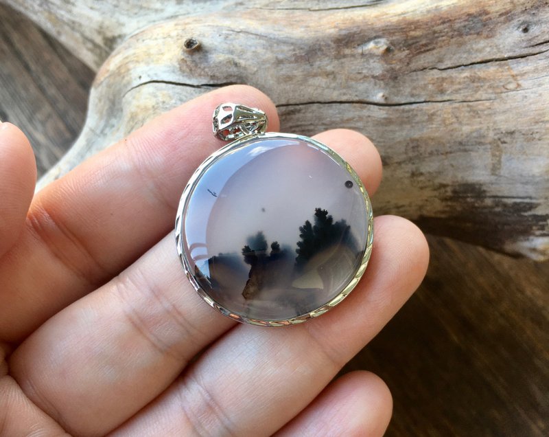 高品质马达加斯加海洋玉髓坠子45 - 项链 - 宝石 透明