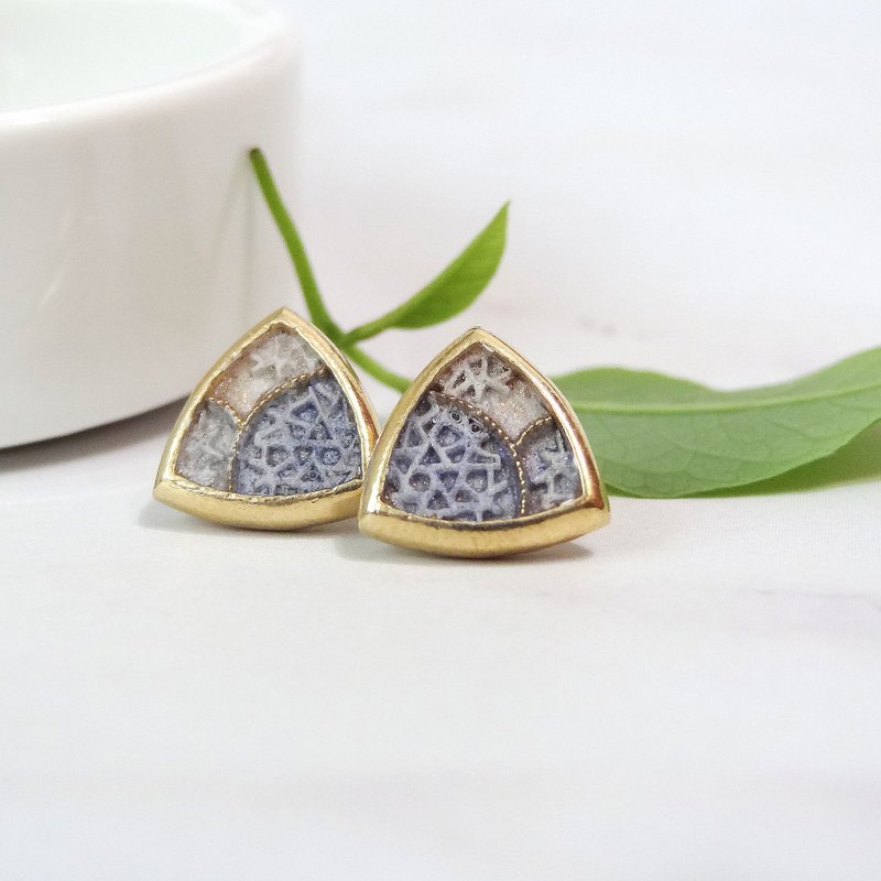 //特价品只剩一件即完售// 袖扣雕花系列 Cufflinks Carving 雪花 - 耳环/耳夹 - 珐琅 白色