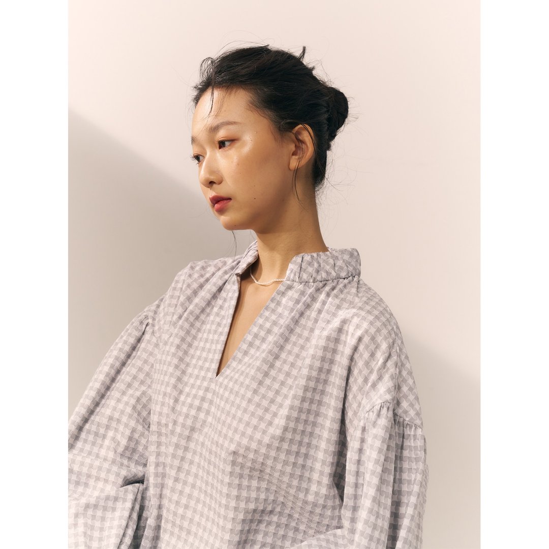 落肩澎袖腰带上衣 /小灰格 - 女装衬衫 - 棉 灰色