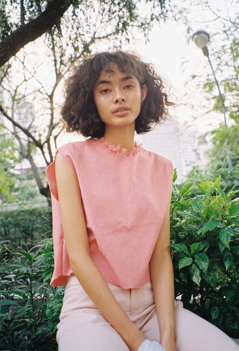 PINK DENIM TANK TOP - 女装上衣 - 棉．麻 粉红色