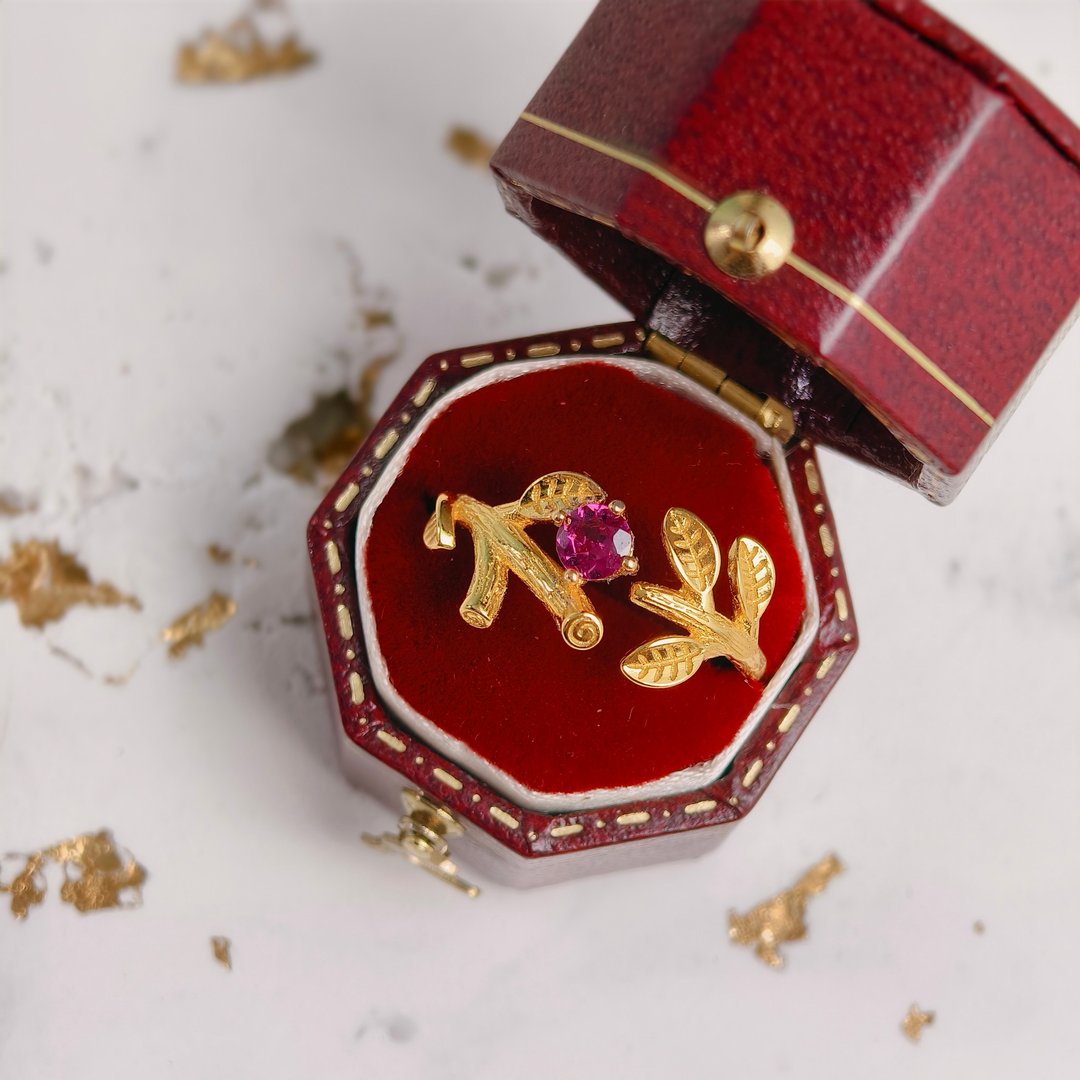 天然玫瑰石榴石 金枝金叶925银戒 纯银k金色 【圣诞饰品】 - 戒指 - 宝石 粉红色
