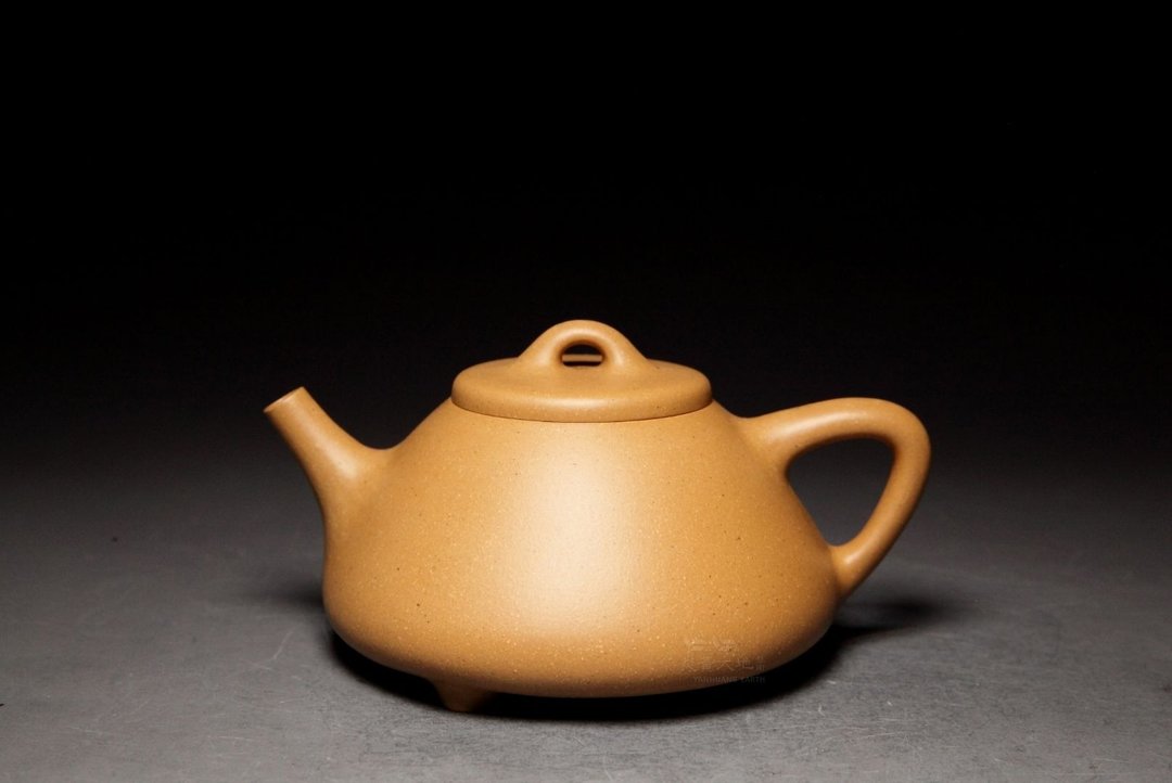 【子冶石瓢】炎黄大地艺术 龙山堂 传统手工制壶 本山绿 165cc - 茶具/茶杯 - 陶 卡其色