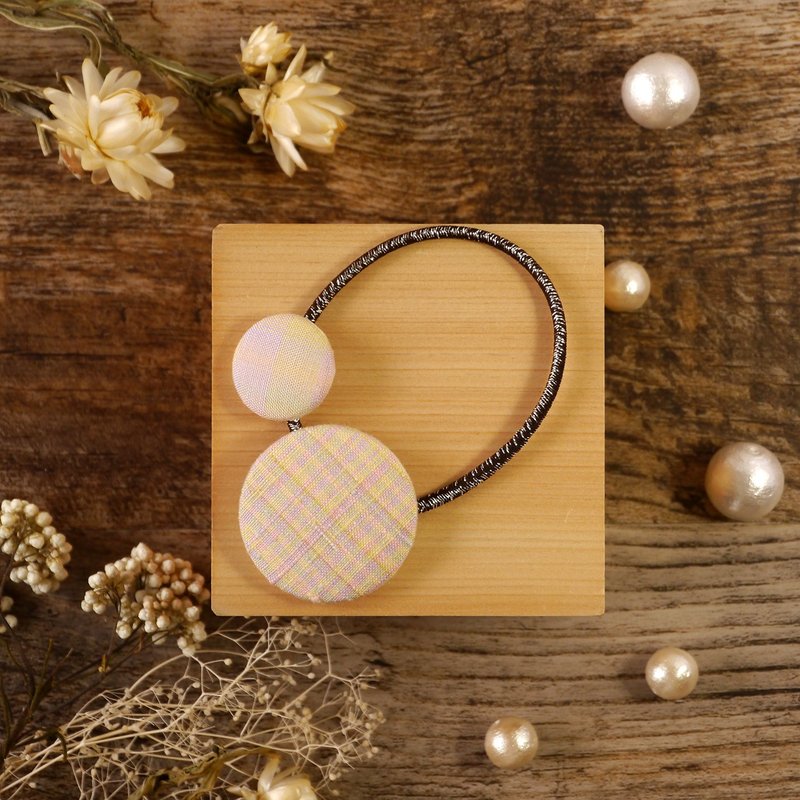 Kimono Yukata Hair rubber Hair ornaments that bring happiness Yonezawa Ori - 发饰 - 丝．绢 粉红色