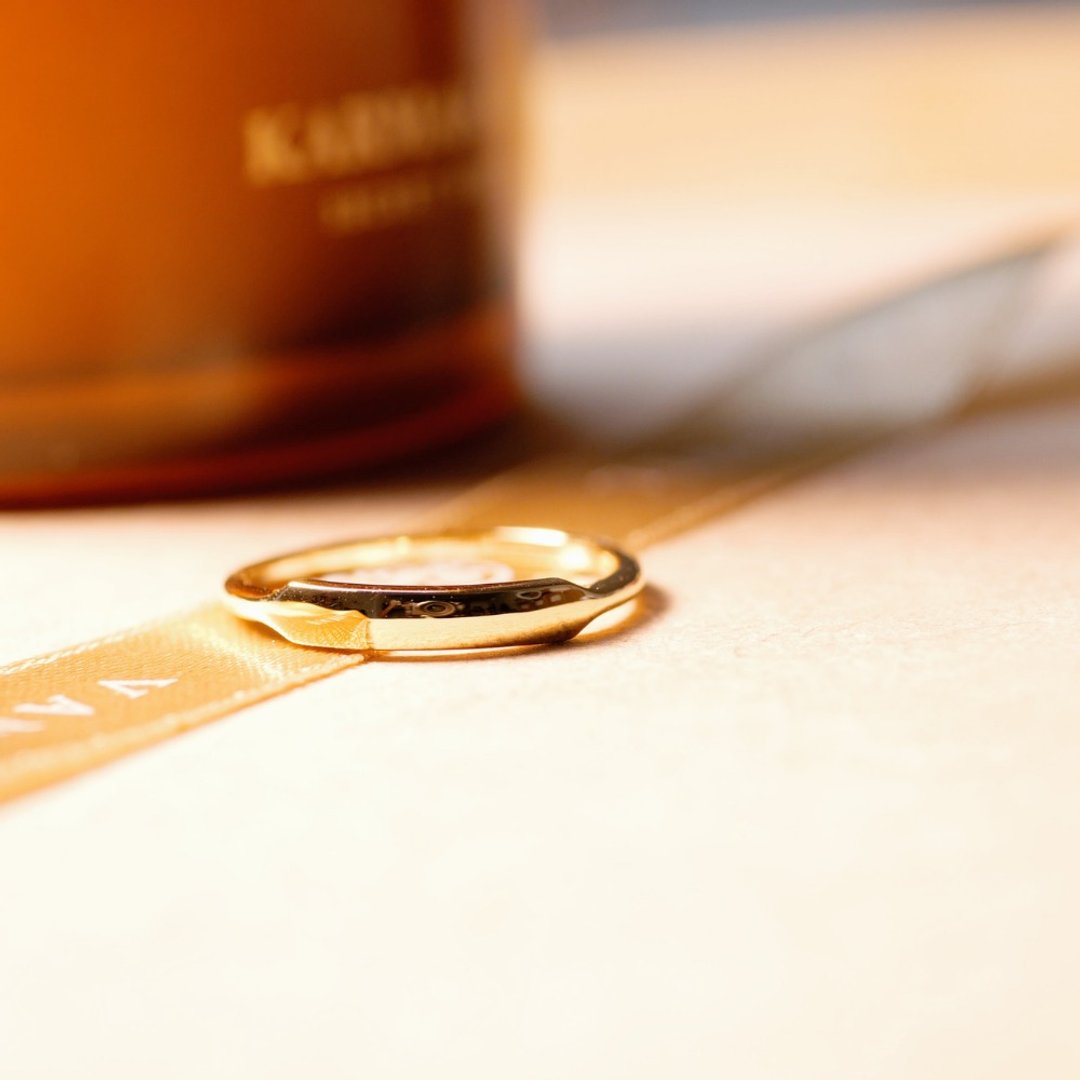 9K Yellow Gold Signature Ring. Free Engraving up to 5 Letters. - 戒指 - 半宝石 金色
