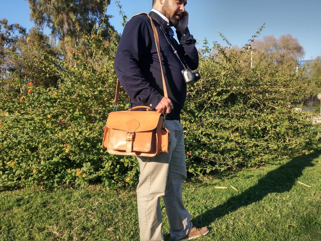 Leather Camera Bag Handmade of Full Grain Leather, DSLR Camera Bag. - 相机包/相机袋 - 真皮 咖啡色
