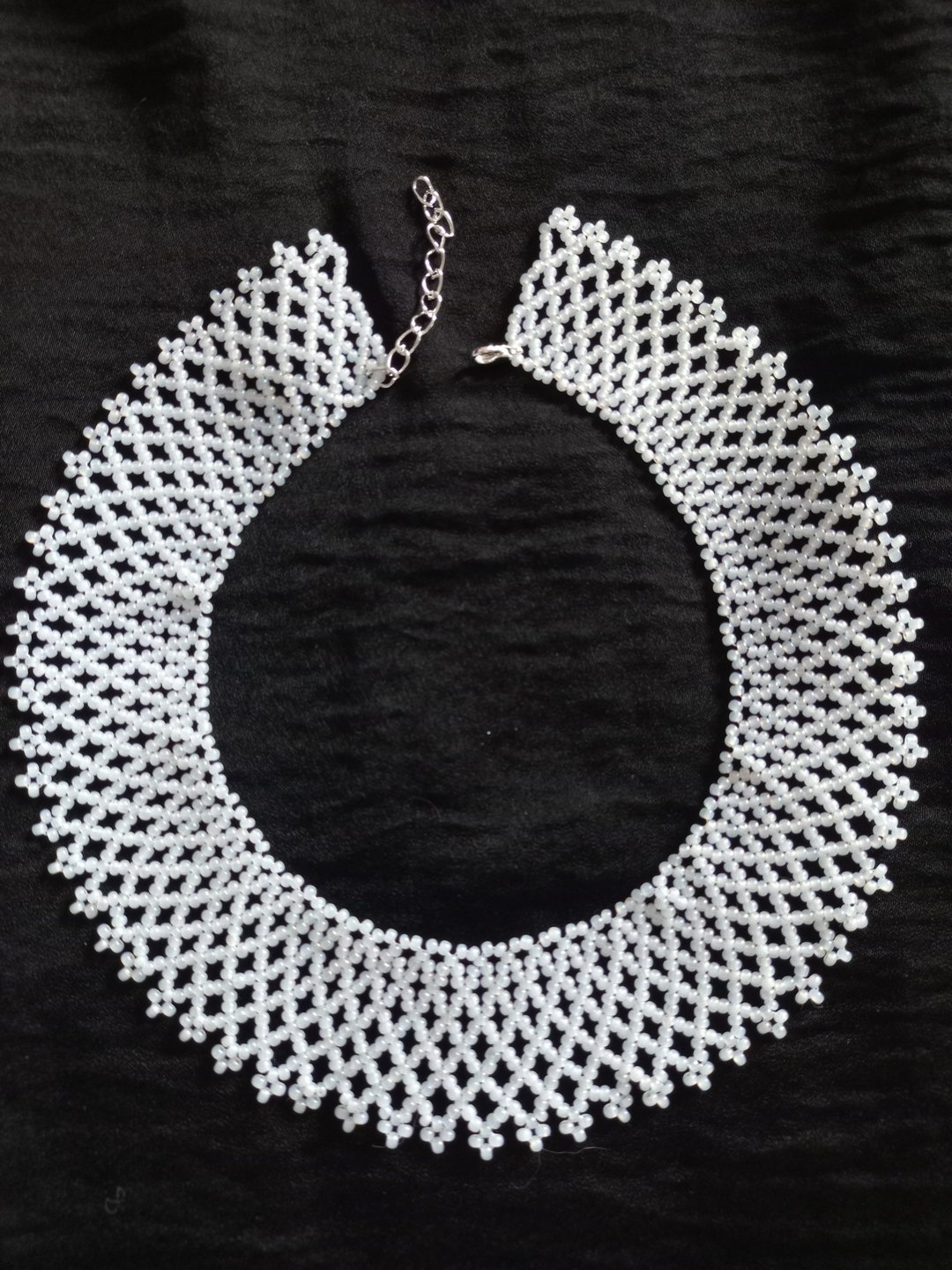 Ukrainian necklace beads monochromatic milk handmade jewelry - 项链 - 琉璃 白色