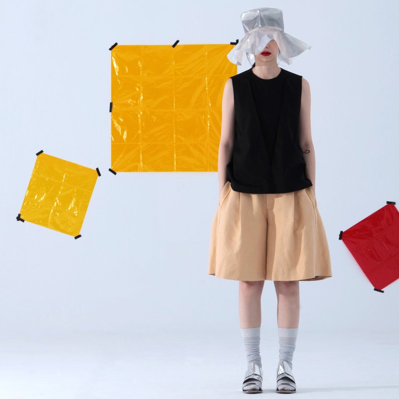 黑色圆领活折短背心 - 女装背心 - 棉．麻 黑色