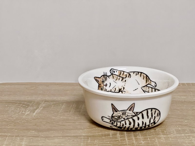 彩绘陶瓷碗 猫奴系列 陶瓷碗 饭碗  虎斑猫 - 碗 - 陶 白色