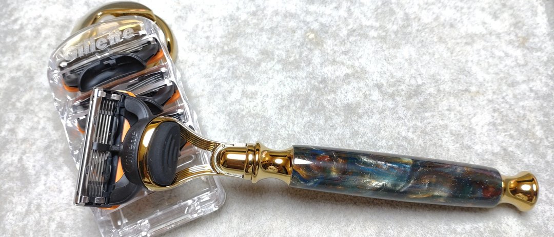 Epoxy环氧树酯-刮胡刀-吉列Gillette五刀片 - 男性清洁护肤品 - 其他材质 多色