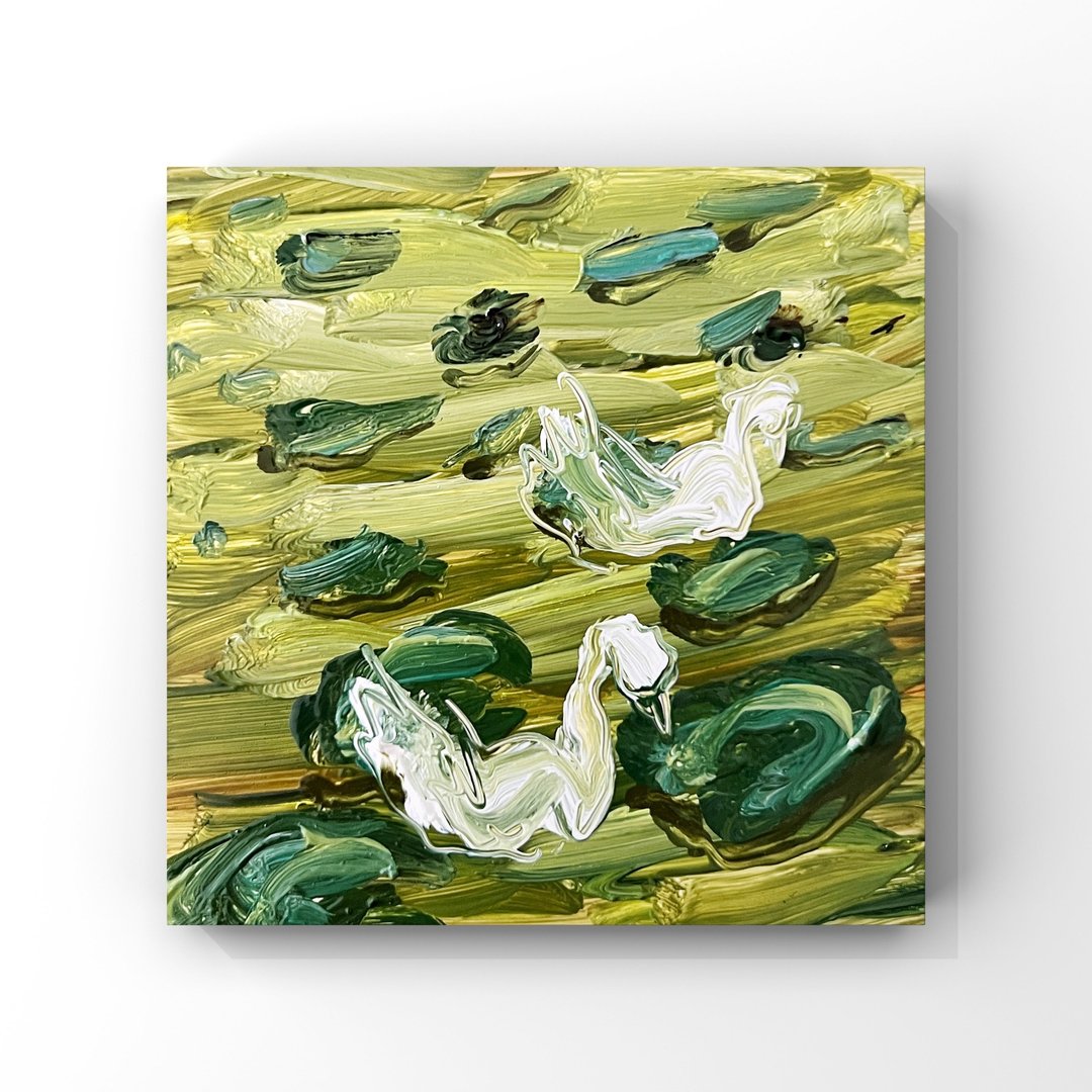 睡莲叶间的天鹅纹理油画，宁静的绿色和白色色调，4英寸 - 海报/装饰画/版画 - 其他材质 绿色