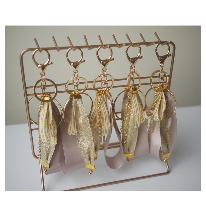 心也要作伴 | 包包挂饰 | 多用途吊饰 | 钥匙圈 | charms - 吊饰 - 其他材质 金色