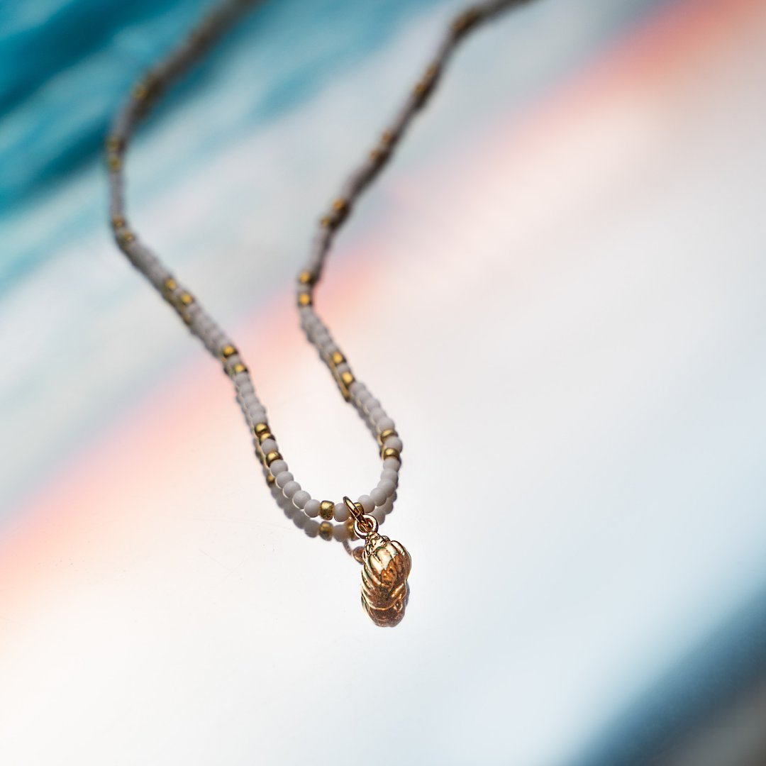 阿啰哈来去夏威夷珍珠白项链 Aloha Hawaiian Necklace - 项链 - 铜/黄铜 金色
