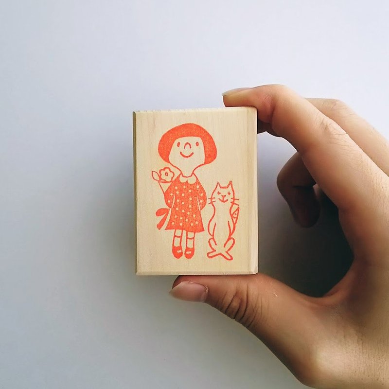 Hand made Stamp __ a girl and a cat - 印章/印台 - 橡胶 红色