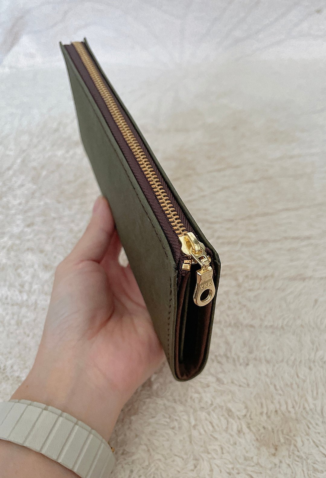 -纸皮革 L 型拉链长夹 /-*橄榄绿*26 年新品*素食纸皮革 - 皮夹/钱包 - 纸 绿色