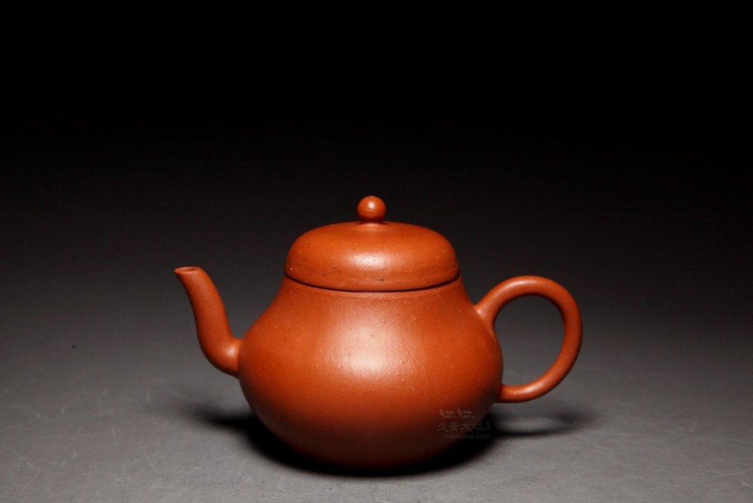 【梨形19】龙山堂 古法纯手工 摹古系列 小煤窑老朱泥115cc - 茶具/茶杯 - 陶 红色