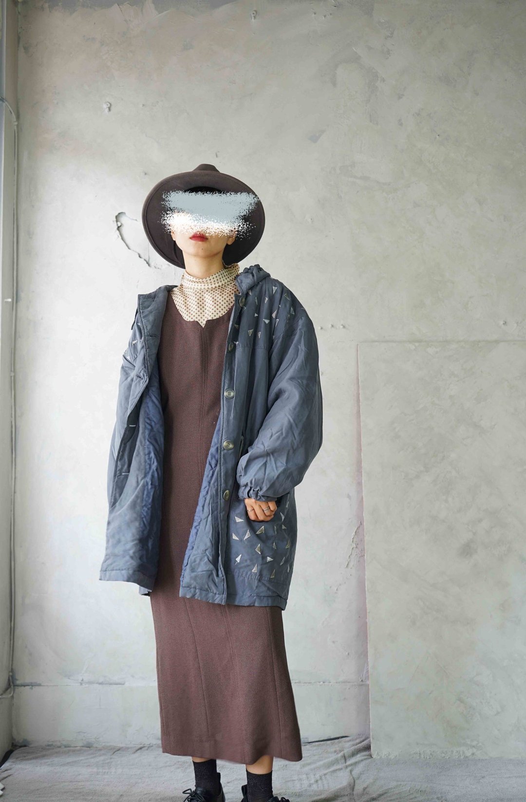 寻宝古着-灰蓝色几何刺绣绢料中性蓬松轻盈长版oversize外套 - 女装休闲/机能外套 - 丝．绢 蓝色