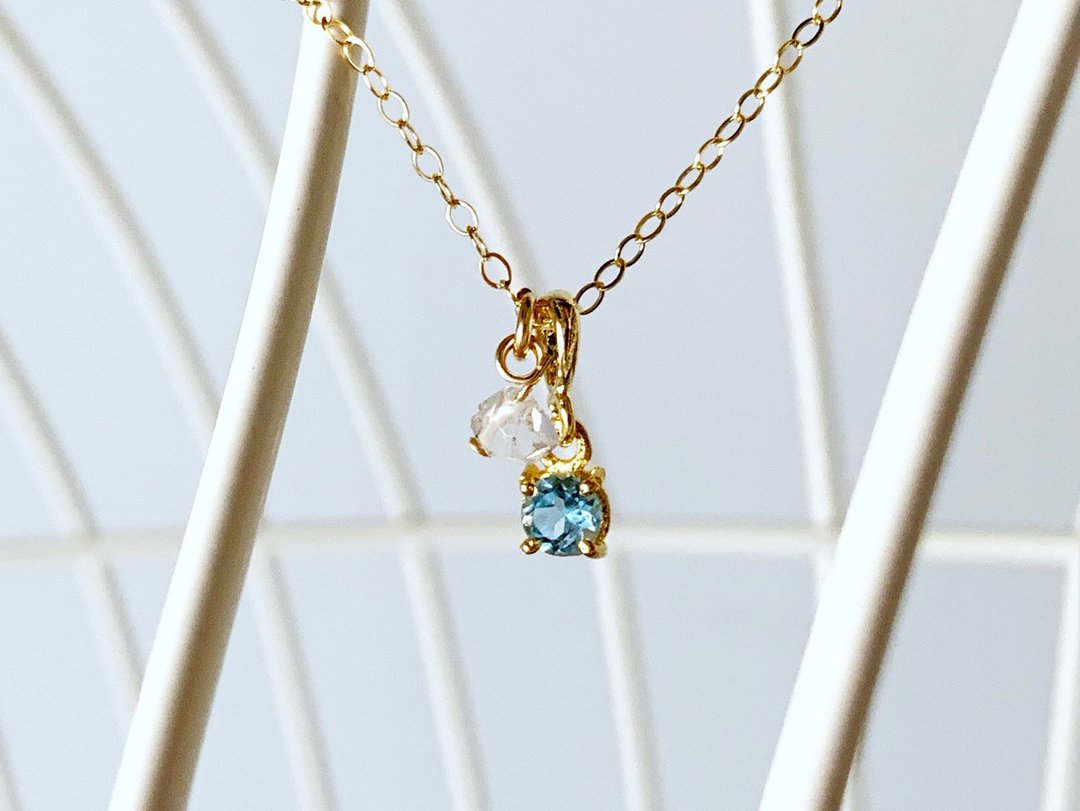 [April and November Birthstones] Swiss Blue Topaz and Herkimer Diamond Necklace (K14GF) - 项链 - 半宝石 蓝色
