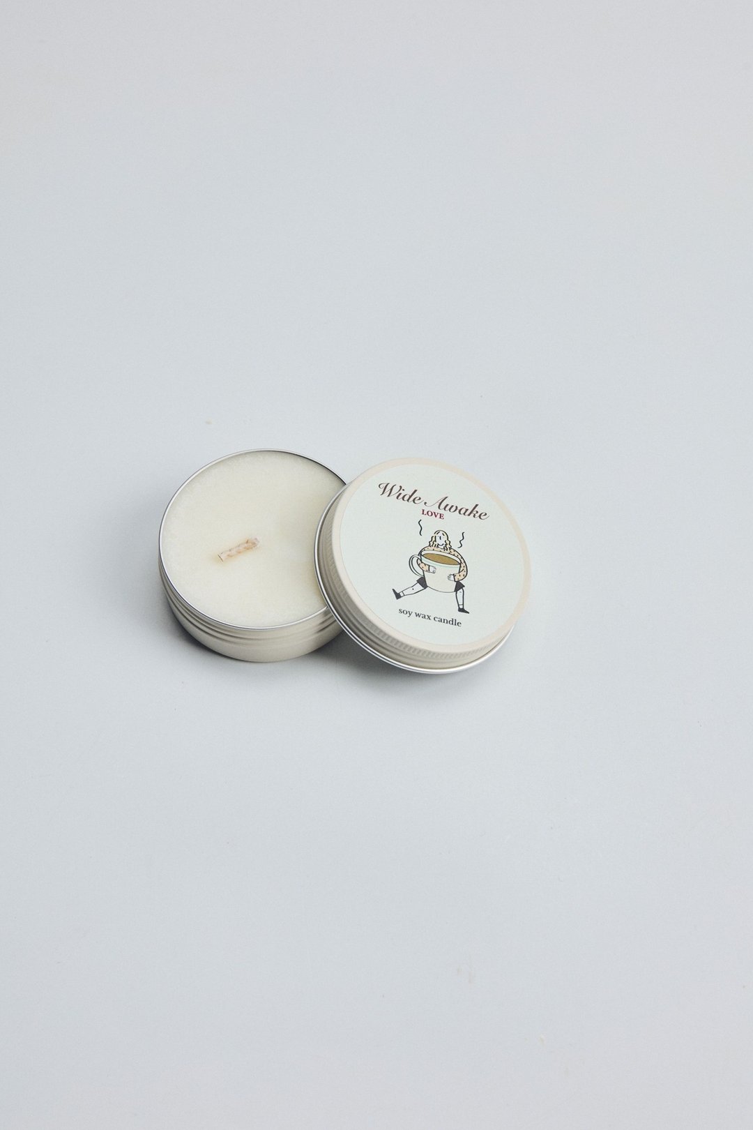Summerstuff.marine - SOY WAX CANDLES 提振精神的爱 (60 g) - 蜡烛/烛台 - 蜡 白色
