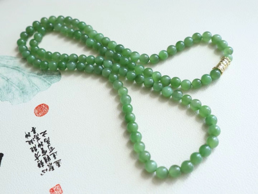 天然和田玉碧玉项链毛衣链 阳绿色水头足脂份厚 妈妈链生日礼物 - 项链 - 玉石 