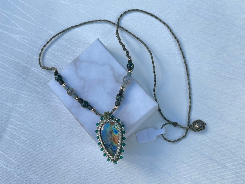 220546 Macrame 玛瑙 串珠 编织 颈链 - 项链 - 半宝石 绿色