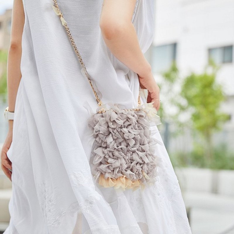 咲编荷叶边小包 | 帝王花 - 手机壳/手机套 - 聚酯纤维 卡其色