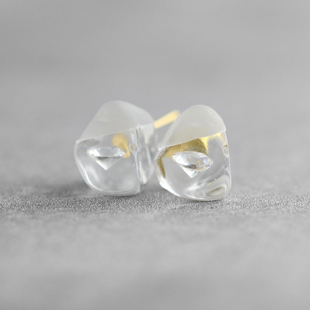 Cubic Zirconia, Earrings, Simple, Resin, Birthday Gift, Made in Japan - 耳环/耳夹 - 树脂 透明