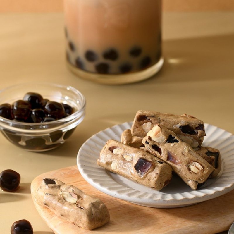 【大黑松小俩口】珍珠奶茶牛轧糖16入 - 零食/点心 - 其他材质 