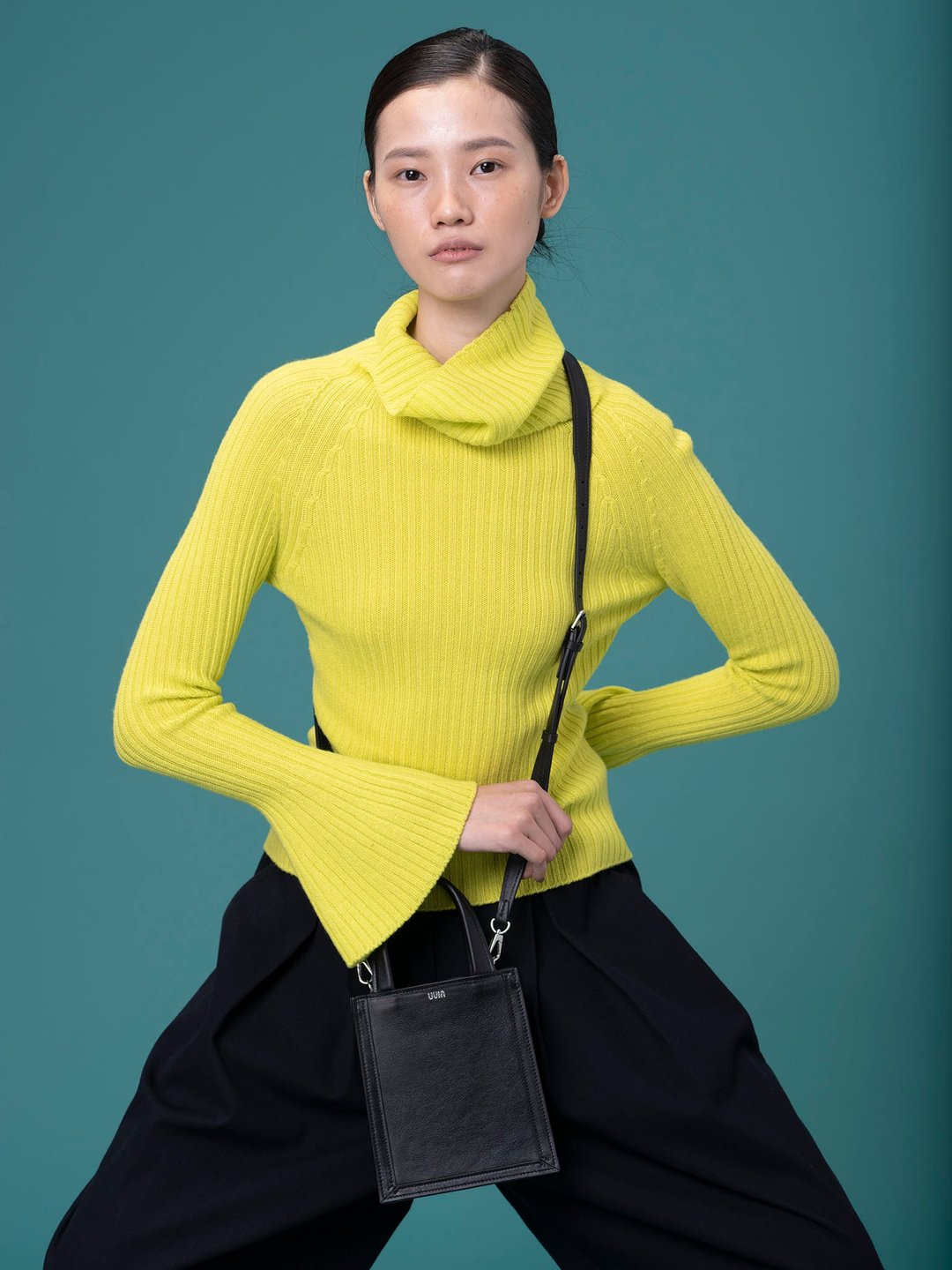 UUIN_黄色反折高领毛衣 - 女装针织衫/毛衣 - 羊毛 黄色