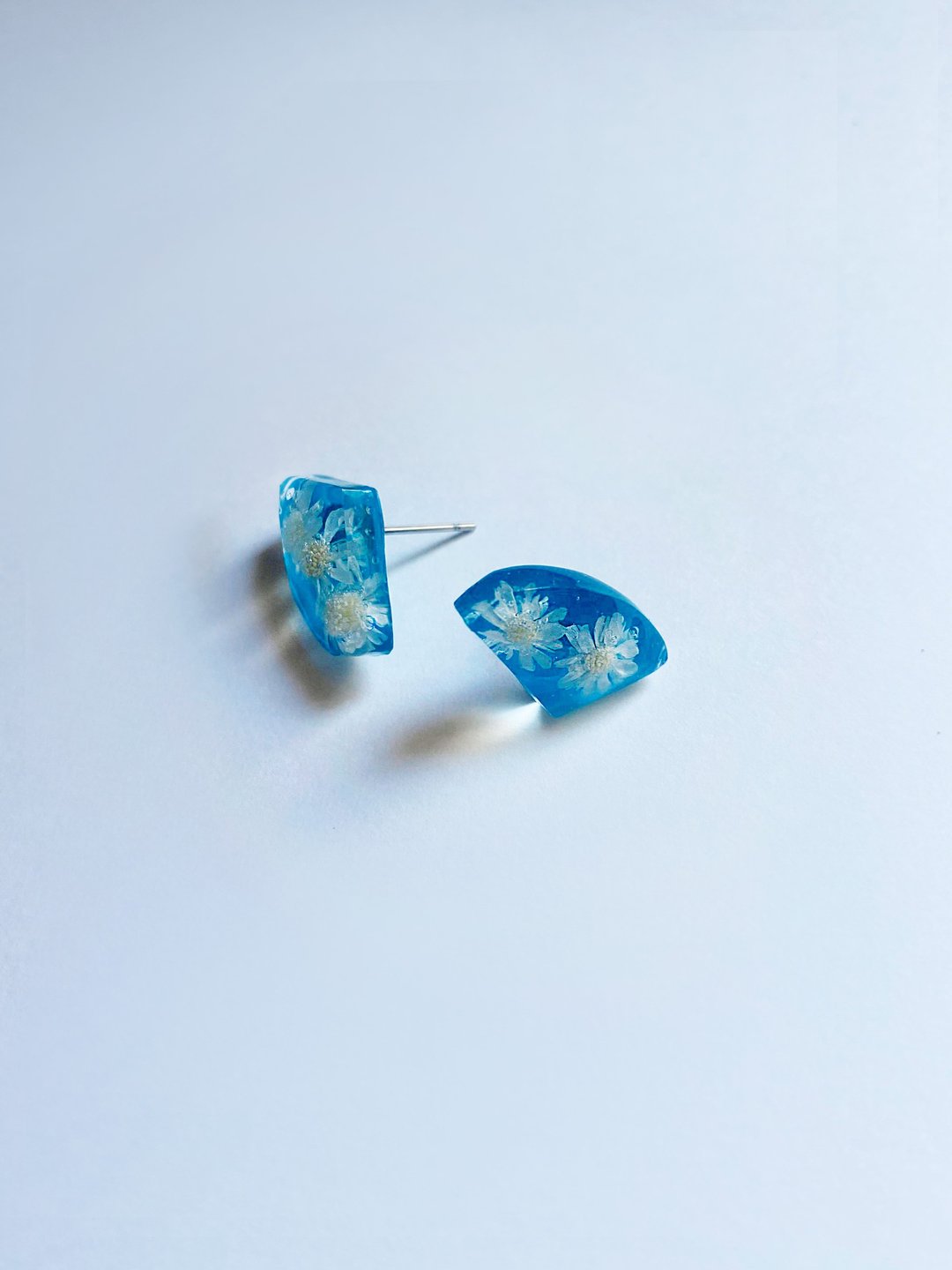 真花耳环Blue Star Stone Earrings - 耳环/耳夹 - 植物．花 蓝色