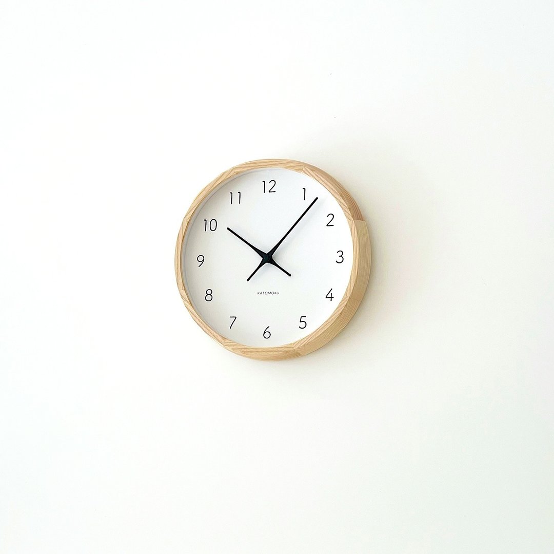KATOMOKU muku clock 7 梣树 自然色(km-60NA) 挂钟 日本制造 - 时钟/闹钟 - 木头 卡其色